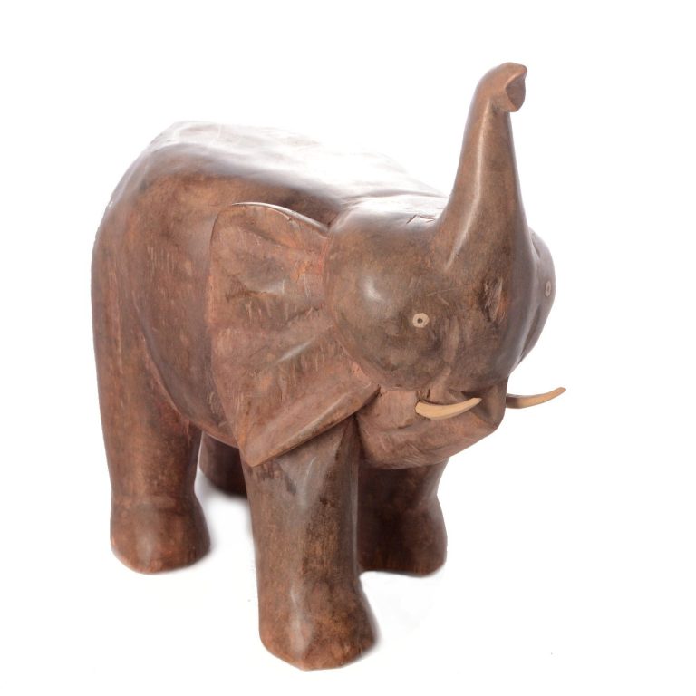 Afrikanische Figur eines glücklichen Elefanten - aus massivem Fundholz